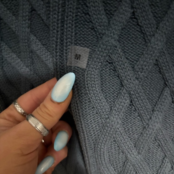 Express Men's Ombré Black and Cream Crewneck Sweater - Picture 2 of 6